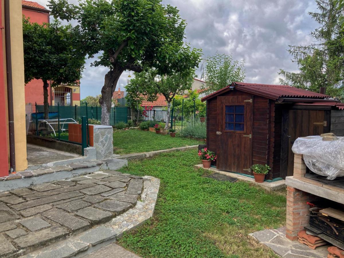 La Casa Rossa Arcola Con Vista Βίλα Εξωτερικό φωτογραφία
