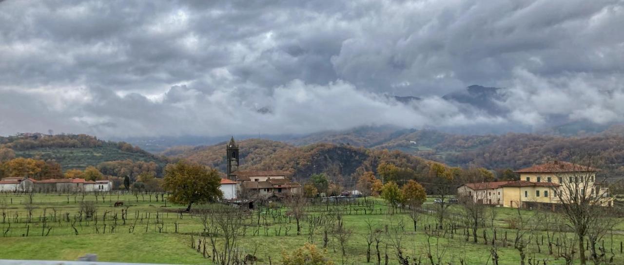 La Casa Rossa Arcola Con Vista Βίλα Εξωτερικό φωτογραφία